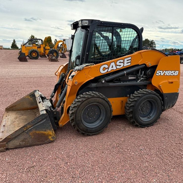2022 CASE SV185B