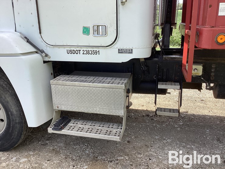 1989-freightliner-fld120-image-14