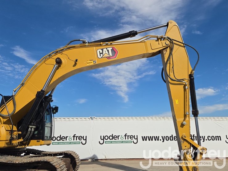 2022-caterpillar-336-image-25