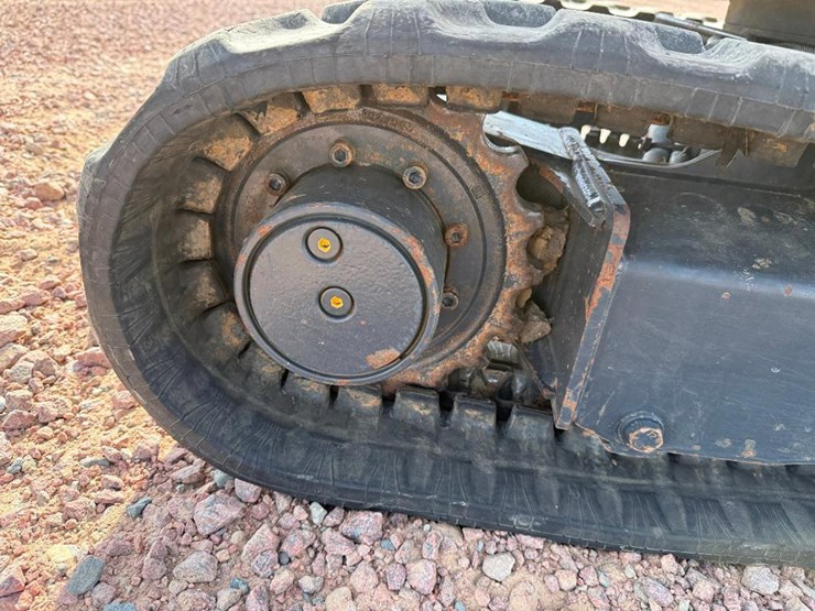 deere-17g-image-16