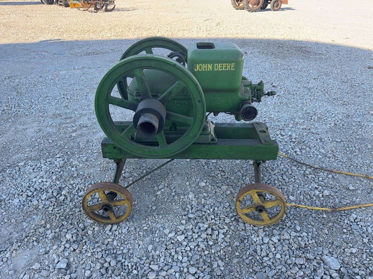 john-deere-112-image-4