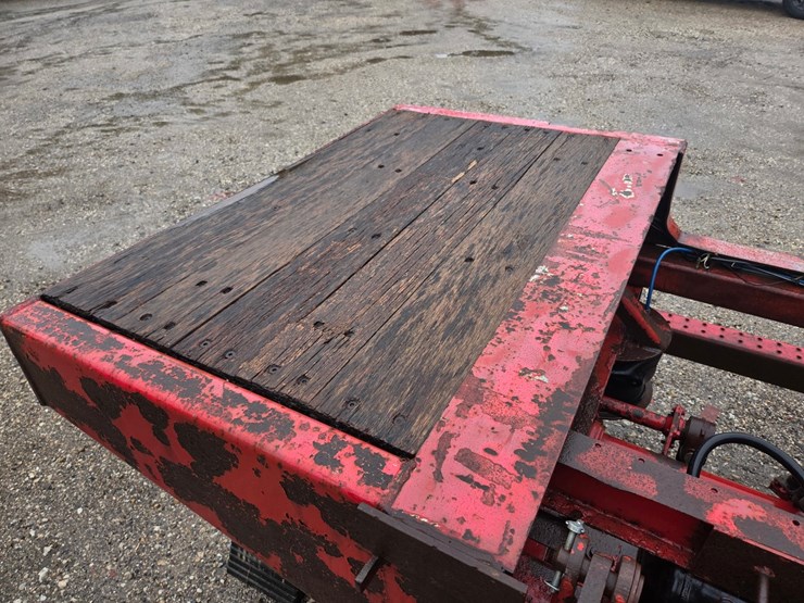 #2081-•-2006-lowboy-pin-on-axle-image-11