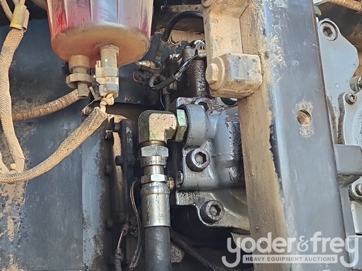 2019-deere-470g-lc-image-38