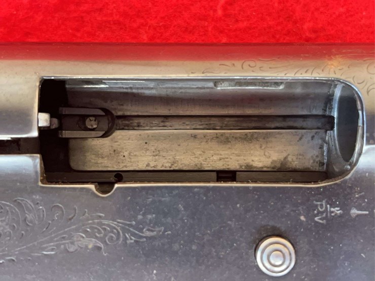 browning-a-5-16-gauge-semiauto-shotgun-image-13