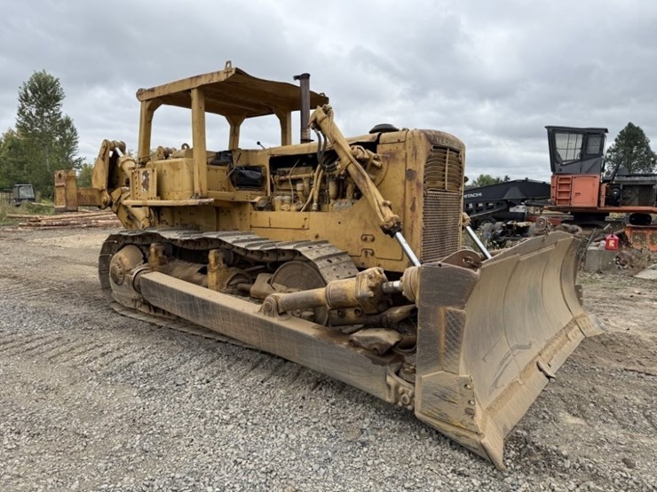1972-caterpillar-d8h-image-2