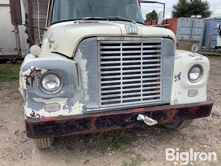 1964-international-loadstar-image-14