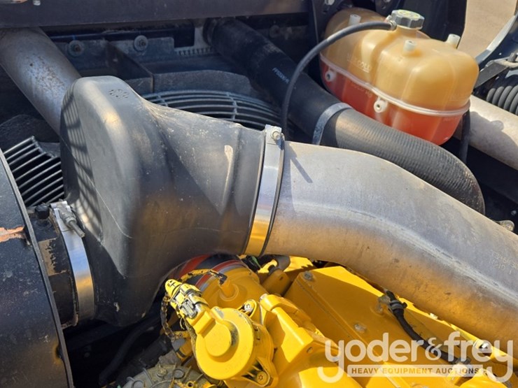 2019-deere-470g-lc-image-60