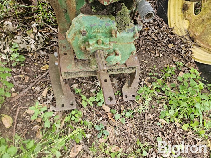 1952-john-deere-60-image-9