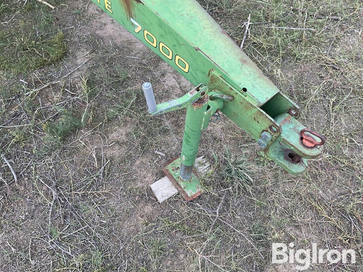 john-deere-7000-image-10