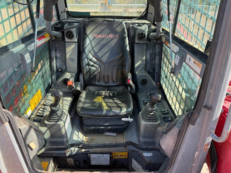 takeuchi-tl12r2-image-29