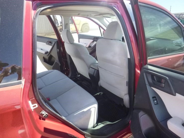 2014-subaru-forester-image-8