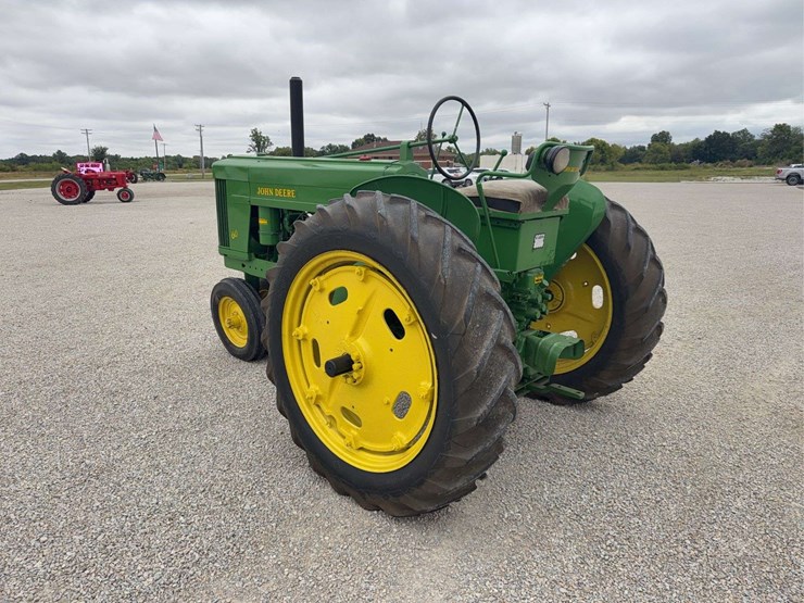 1953-john-deere-60-image-3