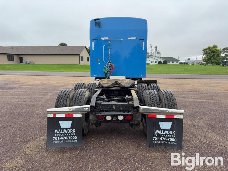 2013-kenworth-t660-image-6