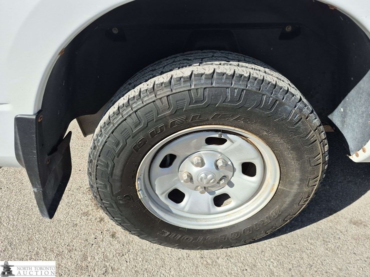 2017-dodge-1500-image-30