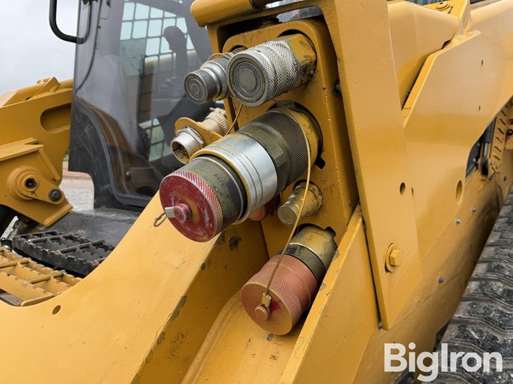 2018-caterpillar-299d2-xhp-image-16
