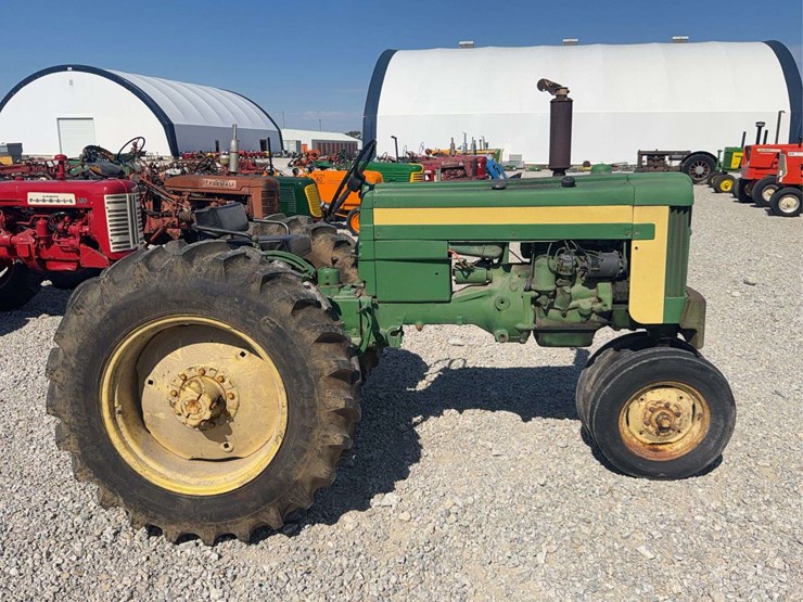 1958-john-deere-420-image-2