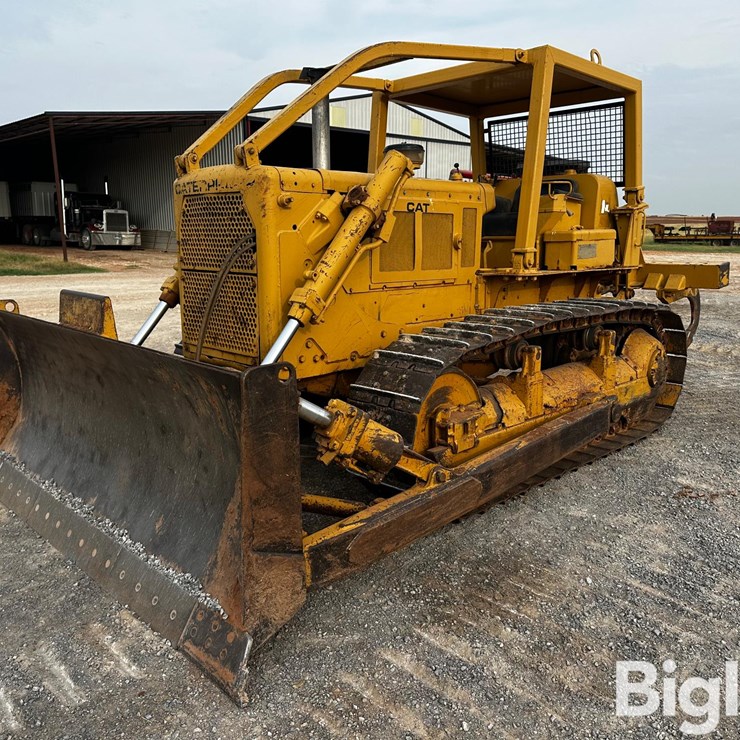 CATERPILLAR D6C