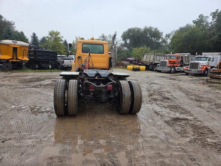 1994-mack-rd688s-image-4
