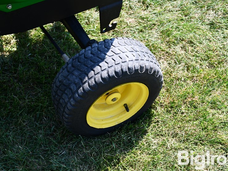john-deere-300-image-20