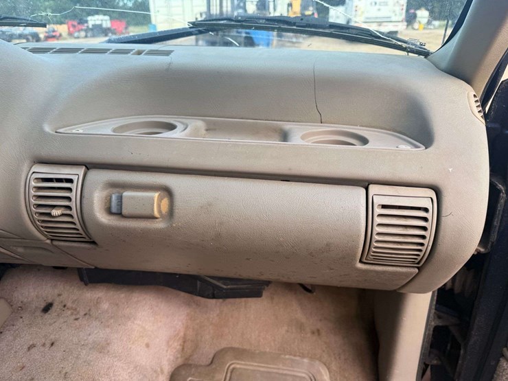 gmc-sierra-1500-image-17