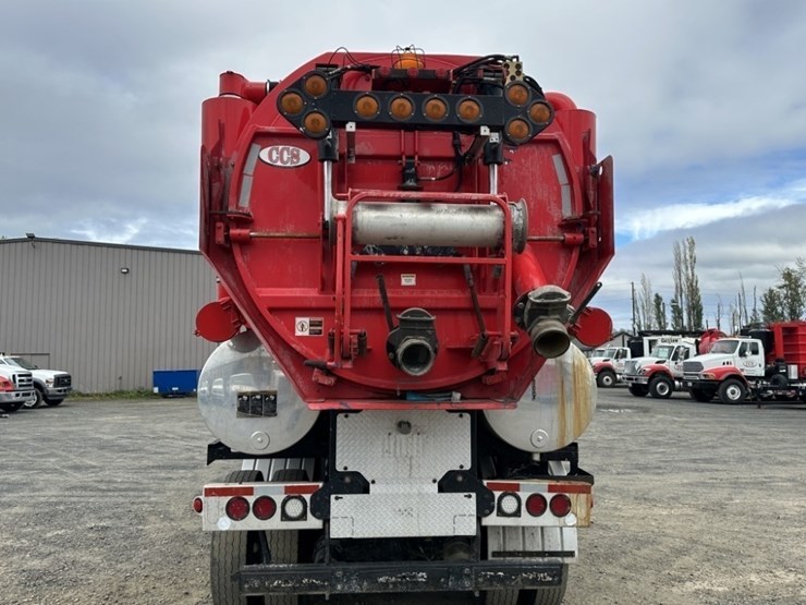 2012-vactor-2100-image-4