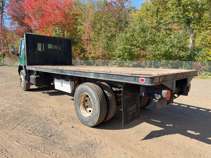 1988-ford-7000-image-3
