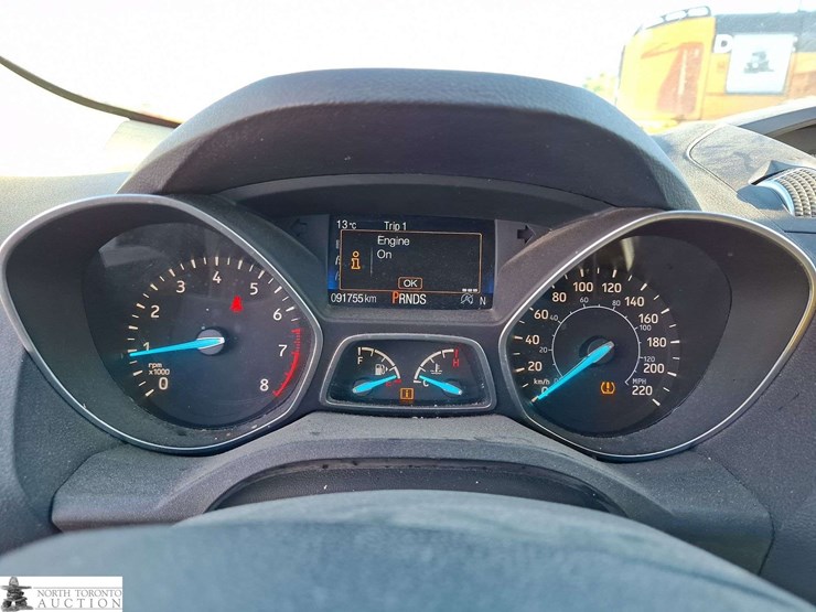 2017-ford-escape-image-11