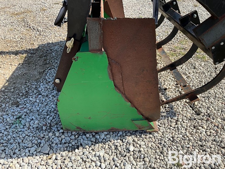 john-deere-7-image-12