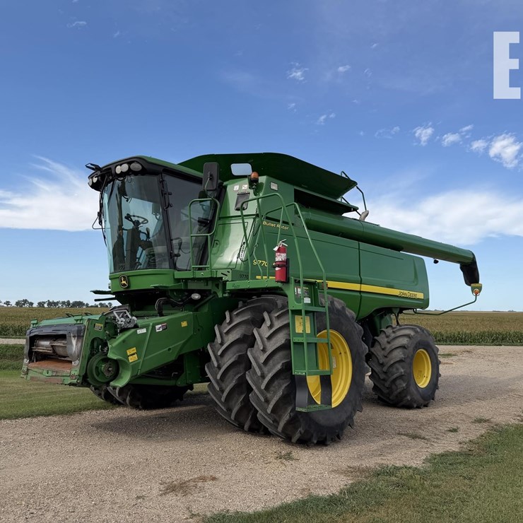2011 JOHN DEERE 9770 STS