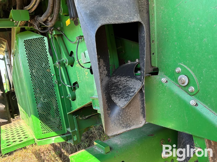 2011-john-deere-9770-sts-image-17