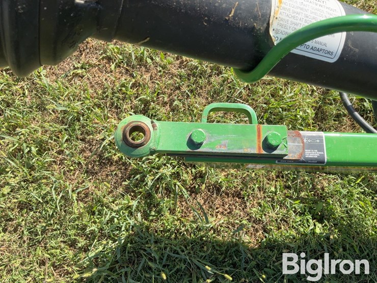 2021-john-deere-348-image-9