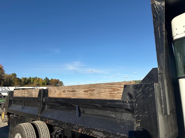 2020-kenworth-t270-image-38