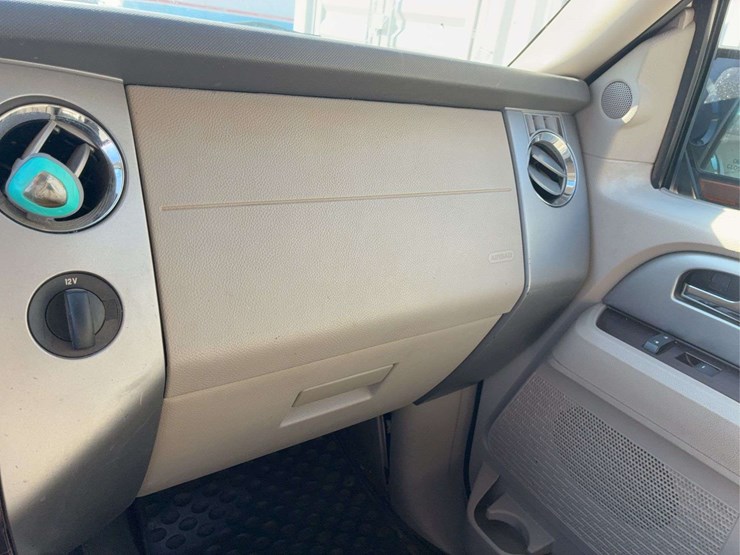2008-ford-expedition-limited-image-29