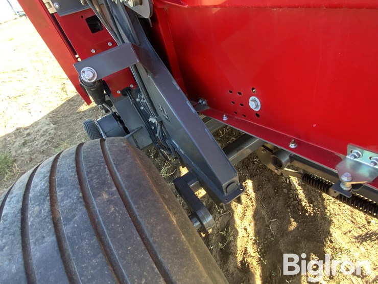 2021-massey-ferguson-2956a-image-11