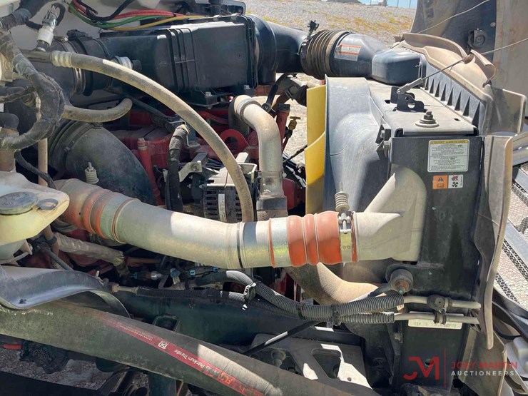 2015-ford-f750-image-12