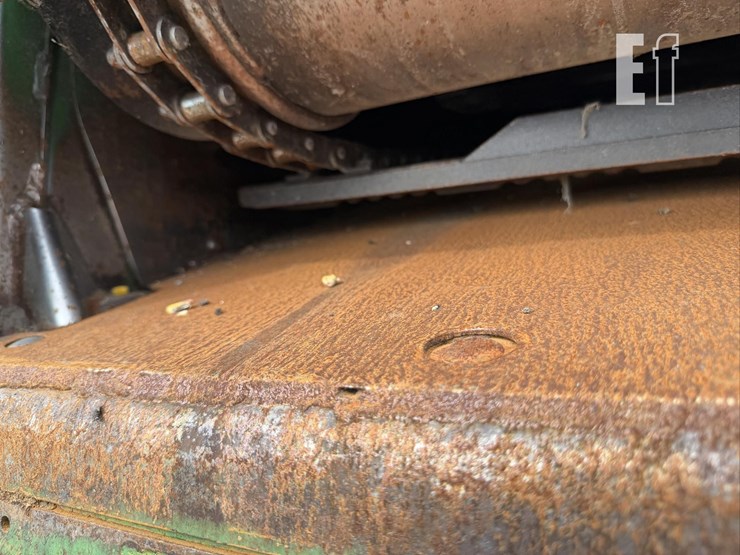 2011-john-deere-9770-sts-image-77