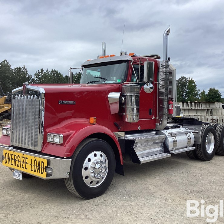 2017 KENWORTH W900