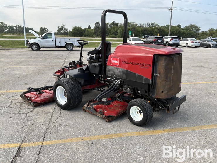 massey-ferguson-730-image-7