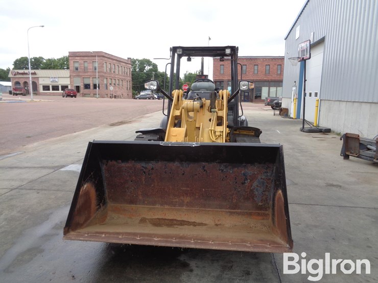 2012-caterpillar-906h-image-10