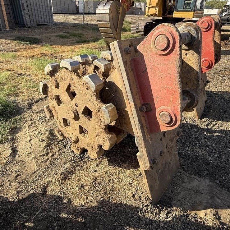 CAT 24" Excavator Compaction Wheel