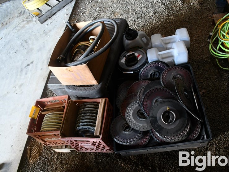 pallet-of-farm-support-image-8