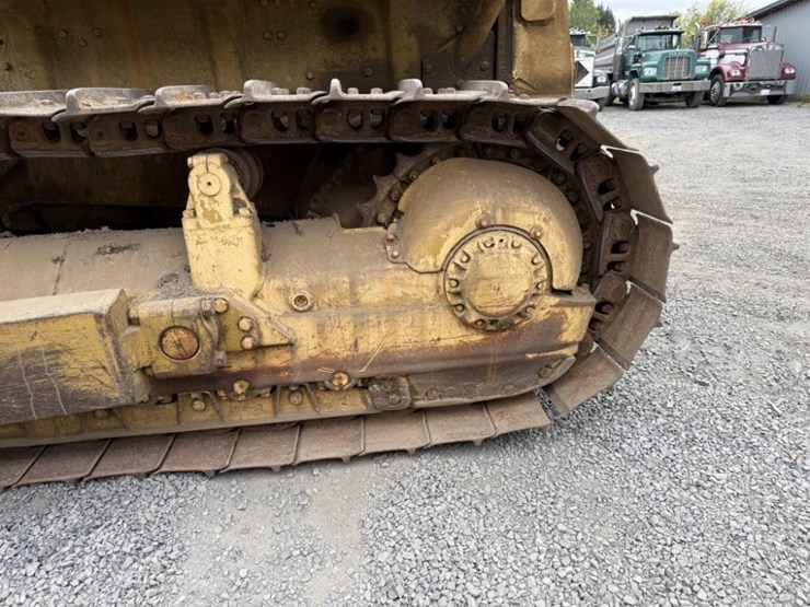 1967-caterpillar-d8h-image-15