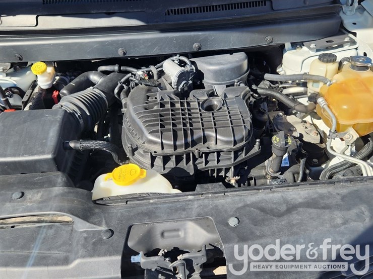 2012-dodge-journey-image-8