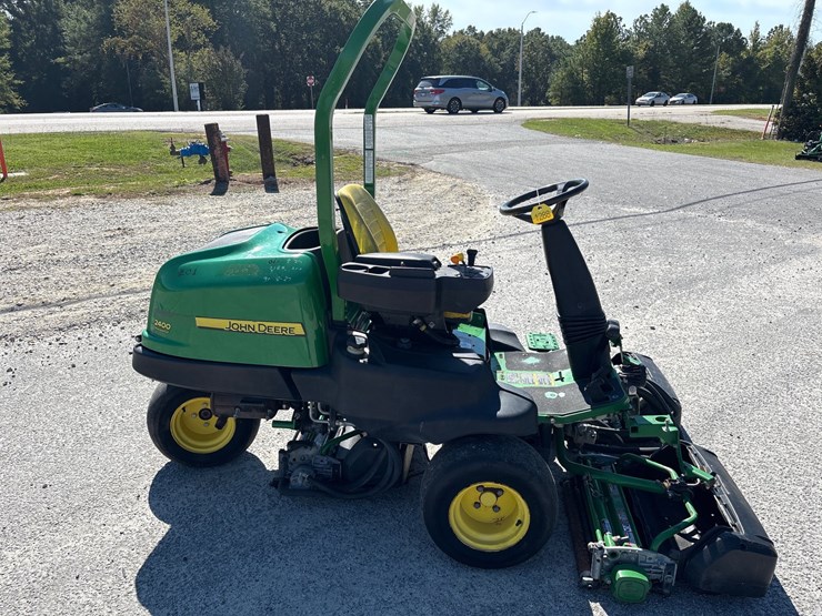 2021-john-deere-2400-image-5