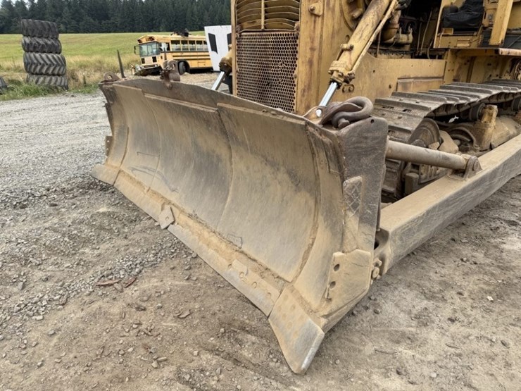 1972-caterpillar-d8h-image-9