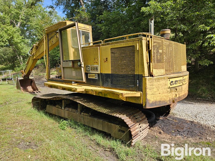 caterpillar-225-image-7