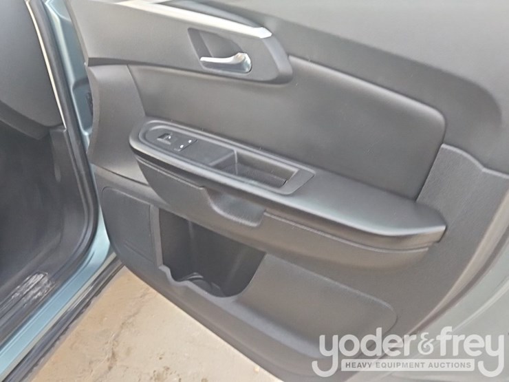 2009-chevrolet-traverse-image-36