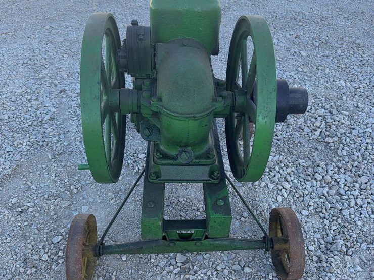 john-deere-112-image-6