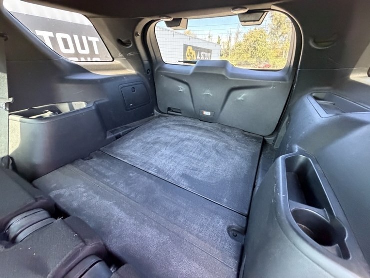 2018-ford-explorer-image-22
