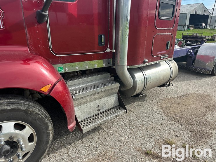 2013-kenworth-t660-image-10